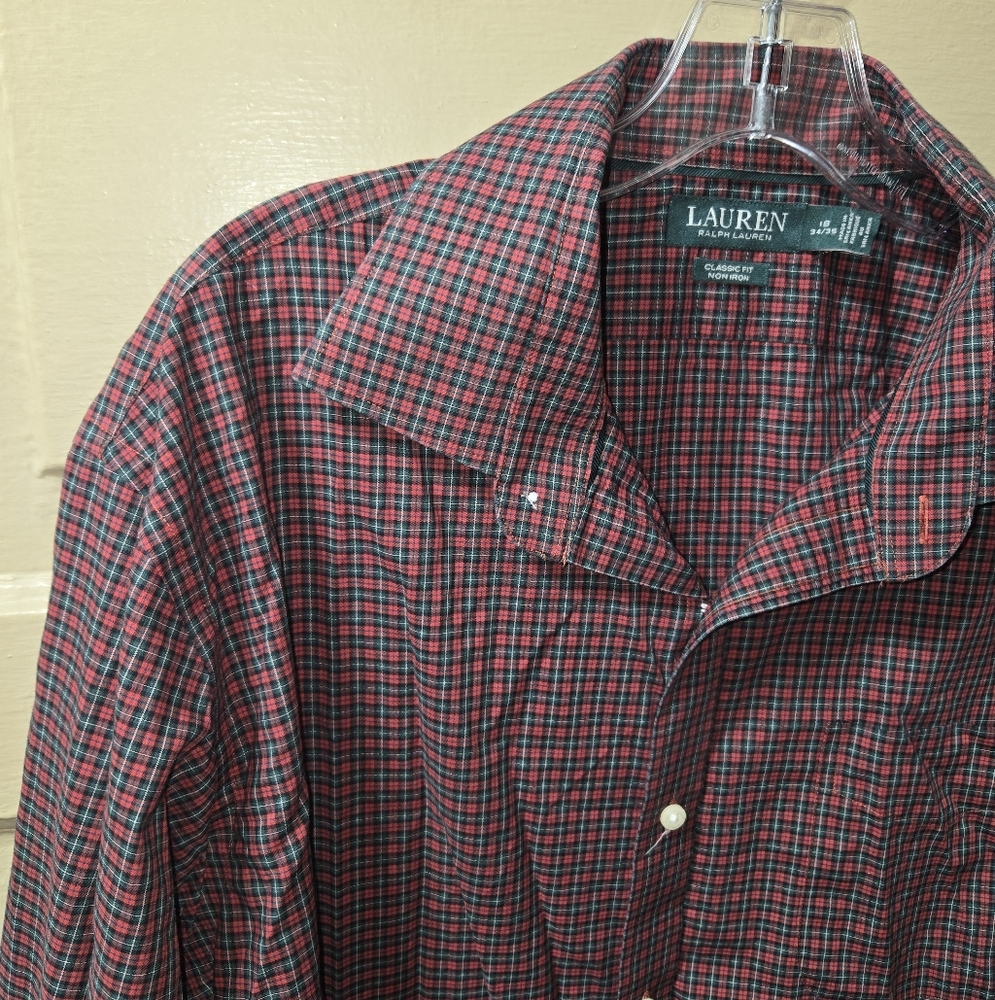 Lauren Ralph Lauren Red Green Plaid Classic Fit Collar Button Front Dress Shirt